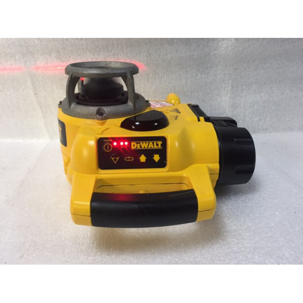 DeWALT DW077 б/у ротационный лазерный нивелир